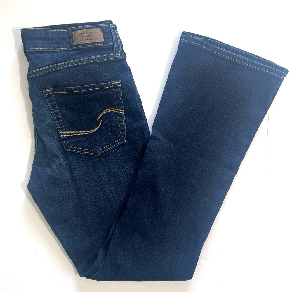Levi’s Classic Blue Jeans Modern Bootcut 12M